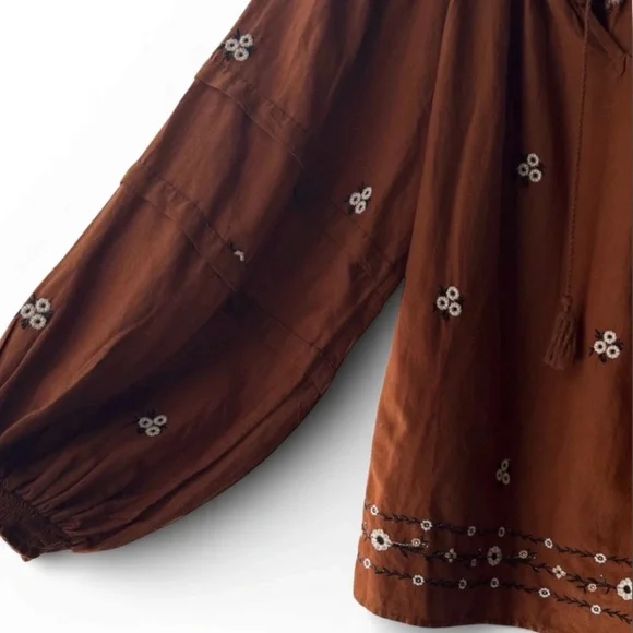 OLD NAVY Floral Embroidered Smocked Tie-Neck Long-Sleeve Blouse XL EUC Boho - Picture 8 of 10